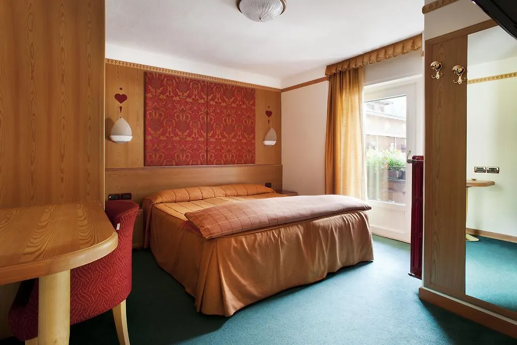 Hotel Haus Michaela Sappada