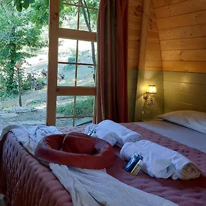 https://agricamping-la-gallinella.it-tuscanyhotel.com