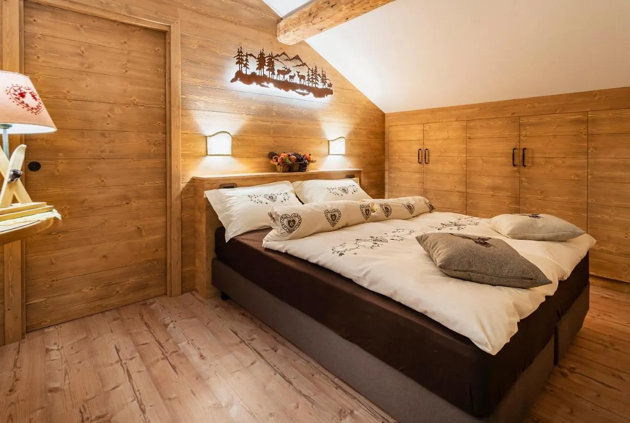 Hotel Haus Michaela Sappada